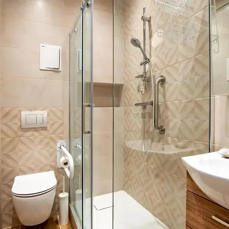 Lejlighed Przytulne Przy Metro Plocka L Cozy Near The Plocka Metro Station *